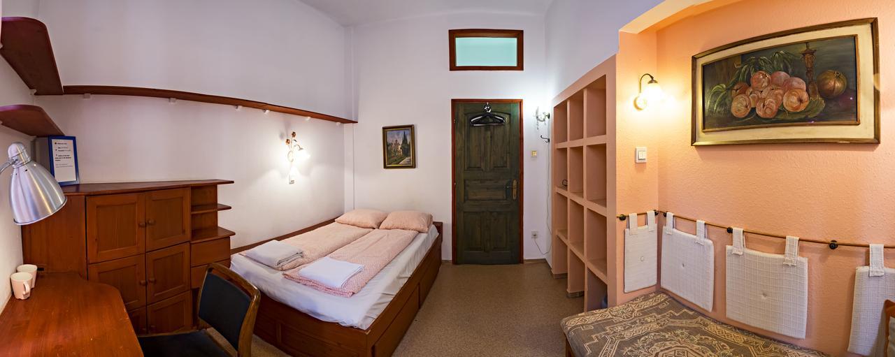 Santico Art Hotel And Hostel Budapest Exterior foto