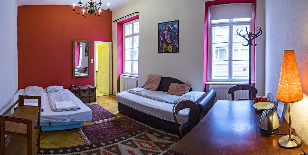 Santico Art Hotel And Hostel Budapest Exterior foto