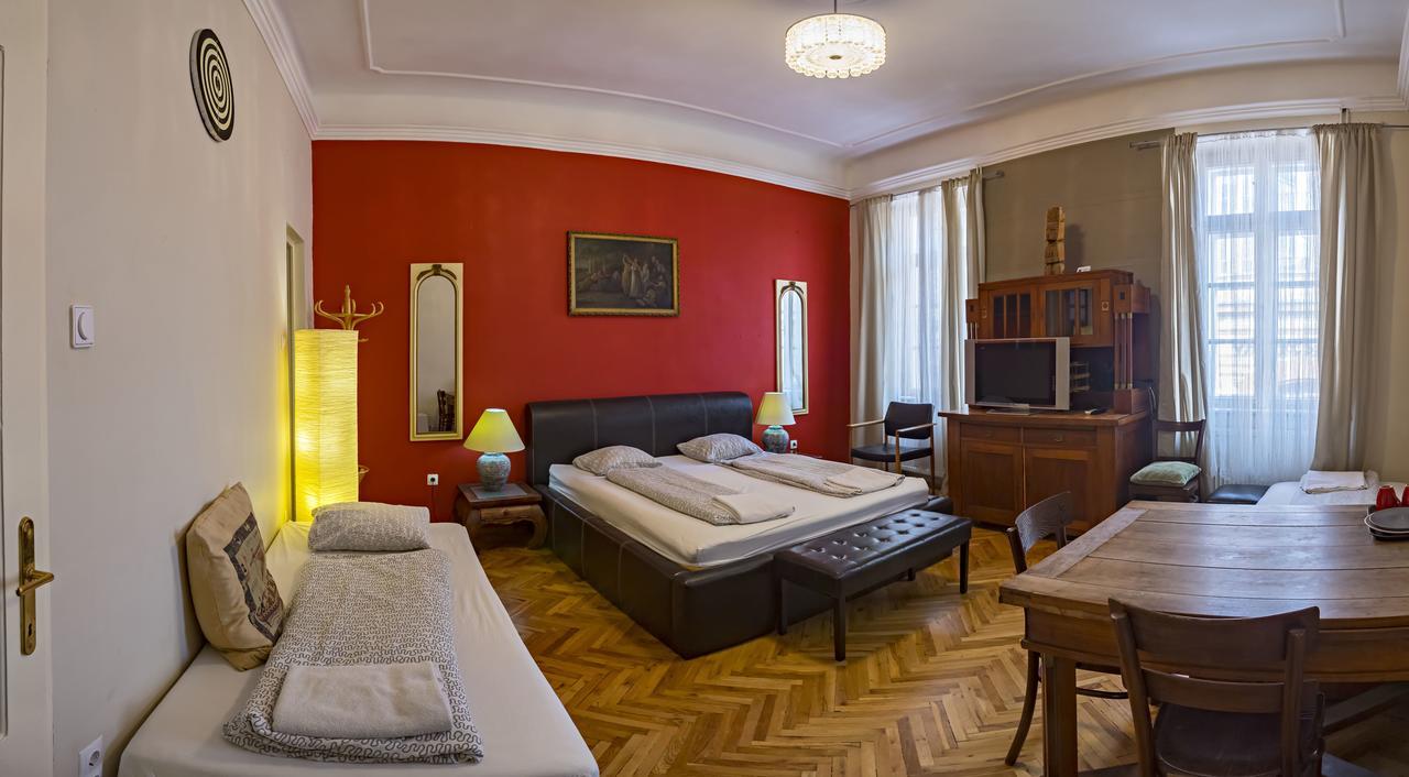 Santico Art Hotel And Hostel Budapest Exterior foto